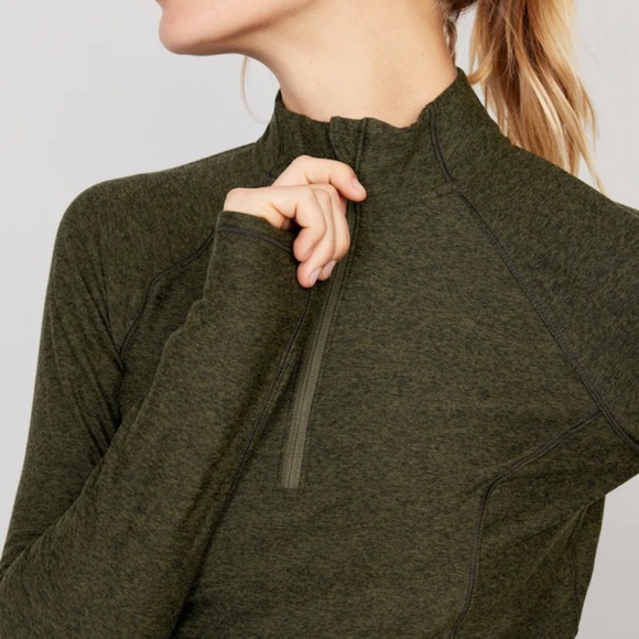 NWT OLD NAVY Cloud+ 1/4-Zip Pullover Color: Conifer - Picture 1 of 4